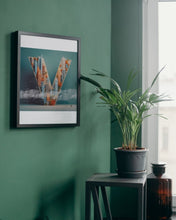 Load image into Gallery viewer, THE LETTER V_Vee